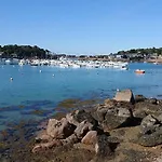 Appartement Avec Wifi, Vue Sur Le Port De Ploumanac\'H A Perros-Guirec - Ref 876
